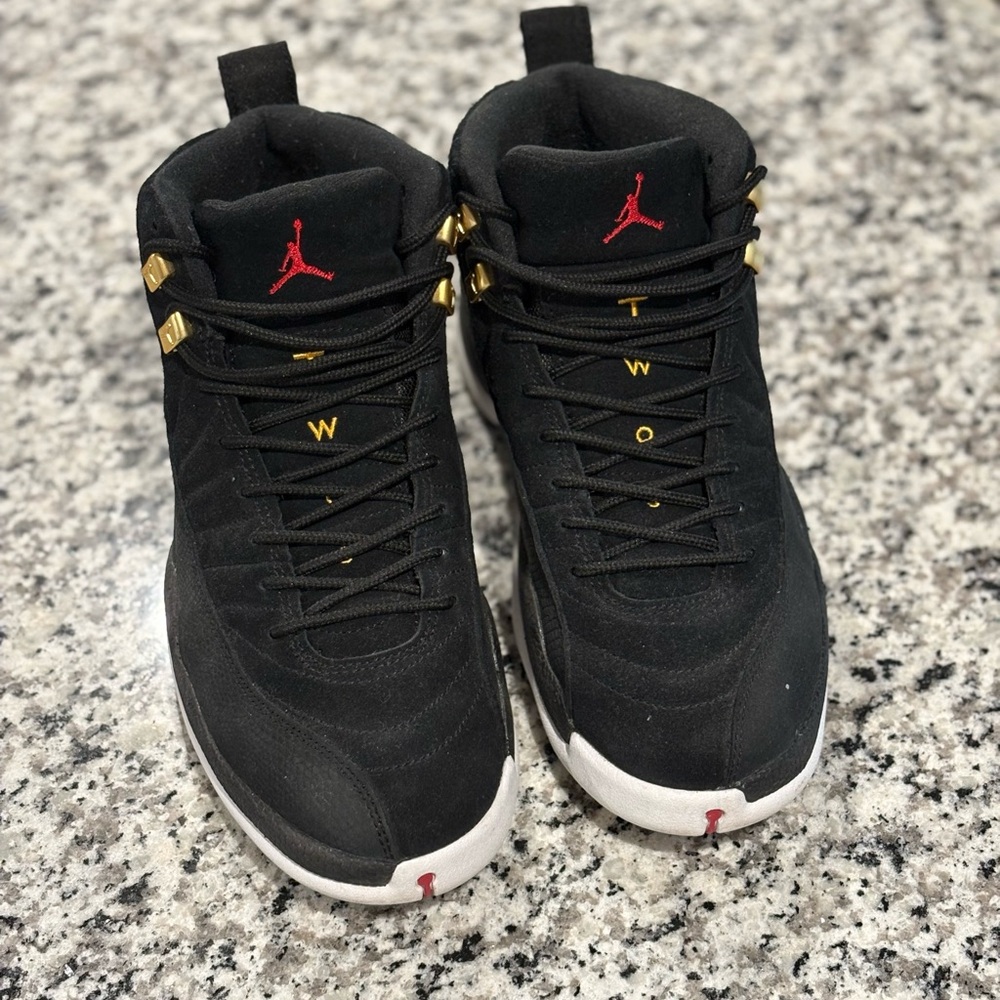 Jordan 12 retro reverse taxi Men’s